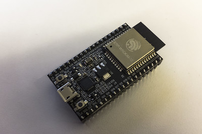 ESP32 microcontroller